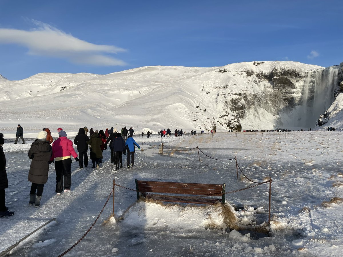 LangleyGSGeog's tweet photo. Day4: pre lunch stop at Skogafoss, a chance for artistic photos of this beautiful waterfall, and a place to understand the power of water as an ‘agent of change’, shaping this basaltic landscape #LGSCreative https://t.co/myiOEEnUGm