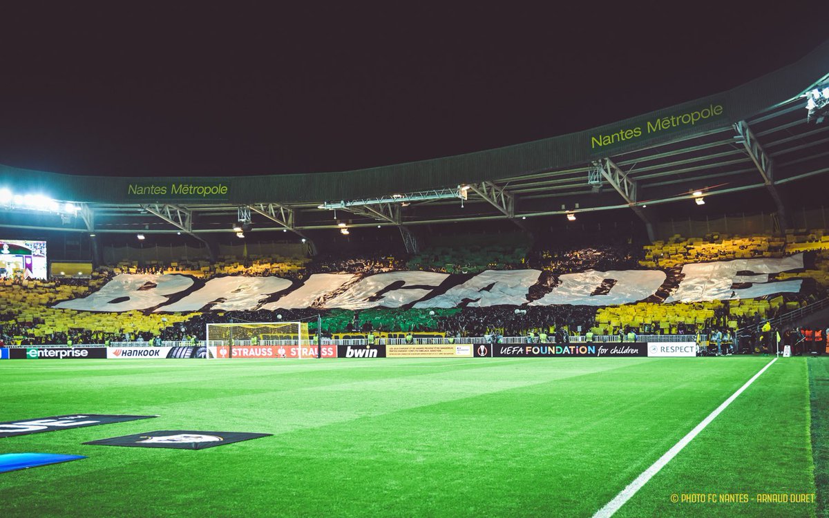fan_fcnantes_foot_ tweet media