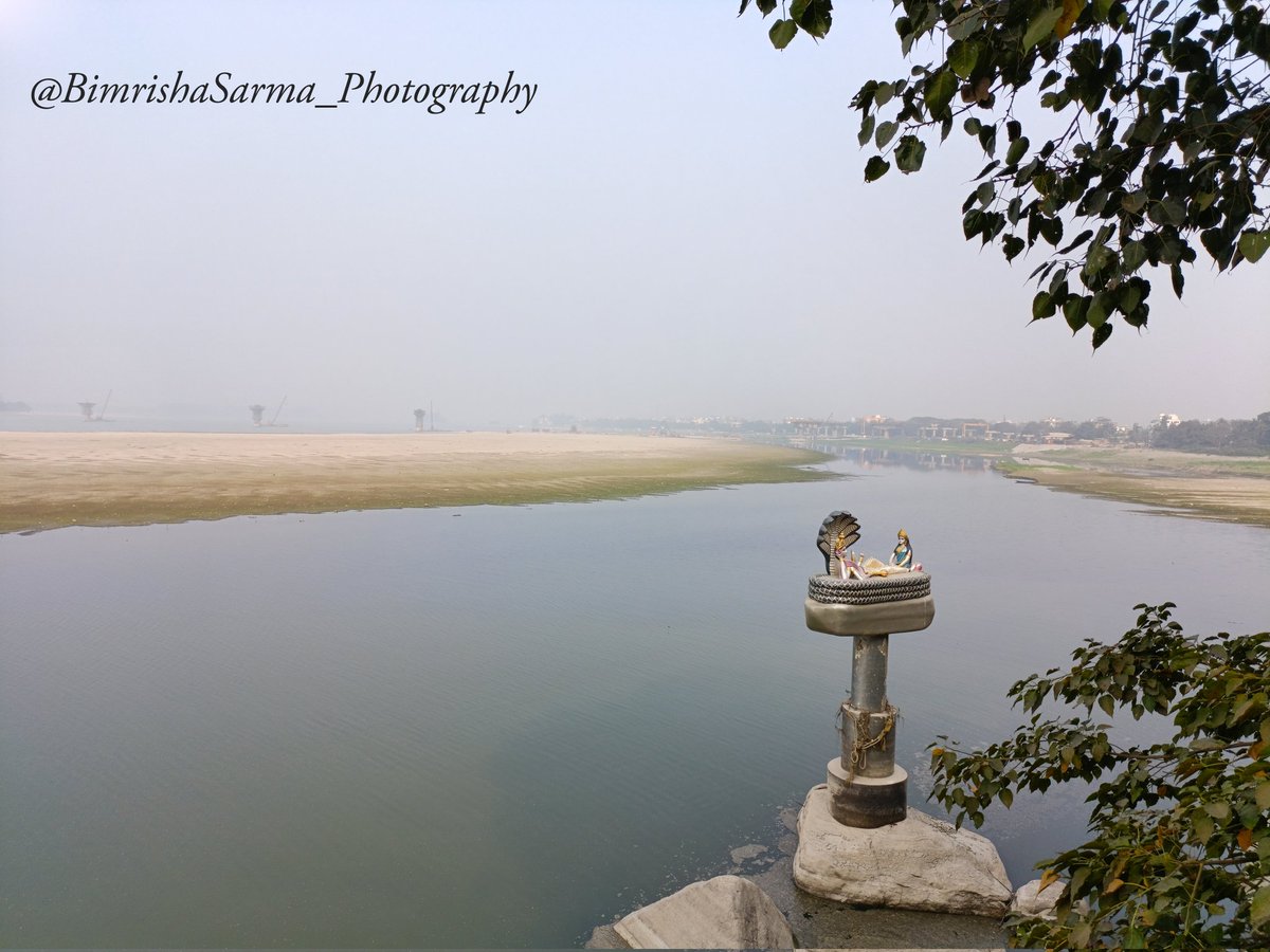 PicturesDelight's tweet photo. Beautiful Chakreshwar Temple 🙏
@guwahaticity 
#temple #view https://t.co/Rl4j8c6iQl
