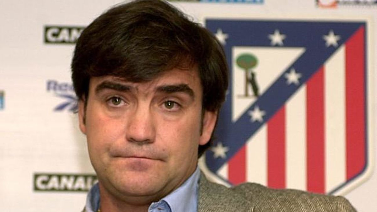 SergioSchez's tweet photo. Eternamente agradecido por darme la oportunidad de cumplir el sueño de jugar, por alimentar mi ilusión aquel “añito en el infierno” y por las lecciones de vida que dejaste ejerciendo la profesión de entrenador …D.E.P https://t.co/6w1DGUaS1S