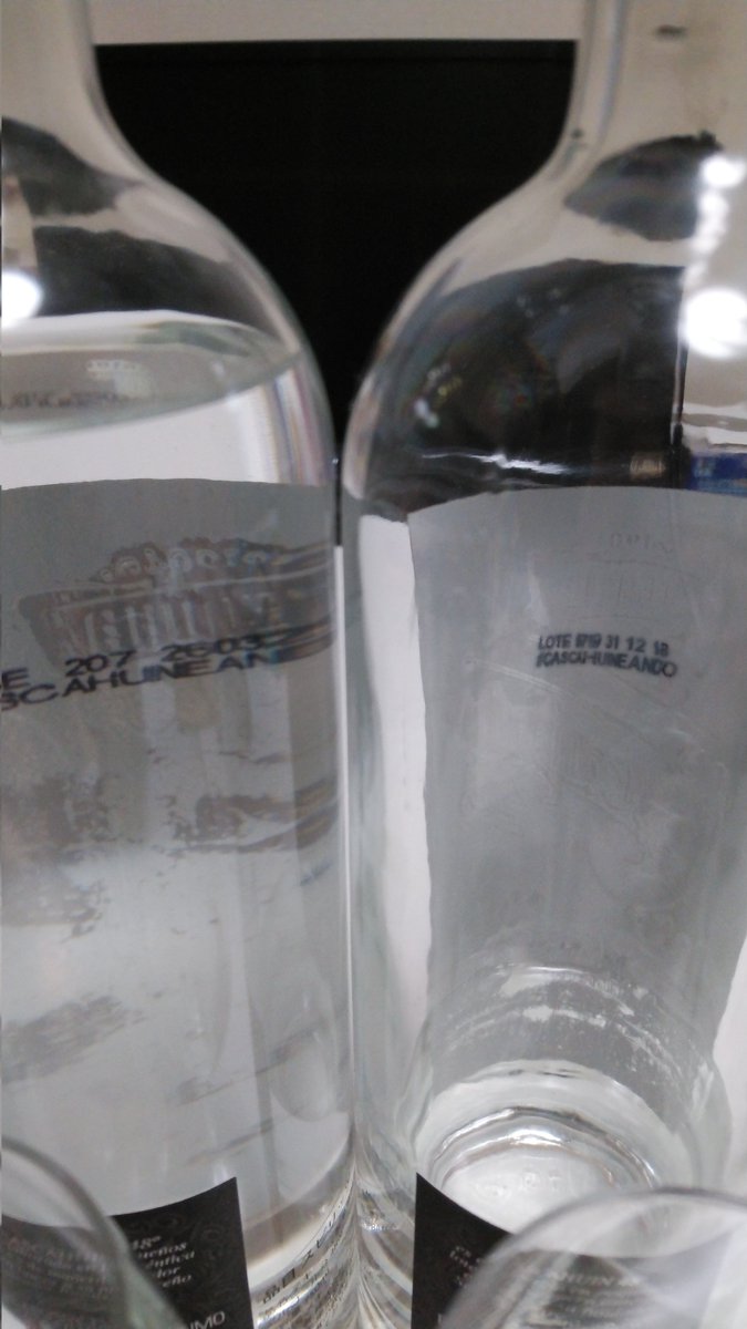 marutequila's tweet photo. カスカウィンプラタLOTE207が届いたので、979と飲み比べ😊

ロットが違うと分かって飲んでるから香りや味わいが違うと感じているのか、自分でちゃんと違いが分かっているのか……
#カスカウィンプラタ https://t.co/UQOoauc8g9