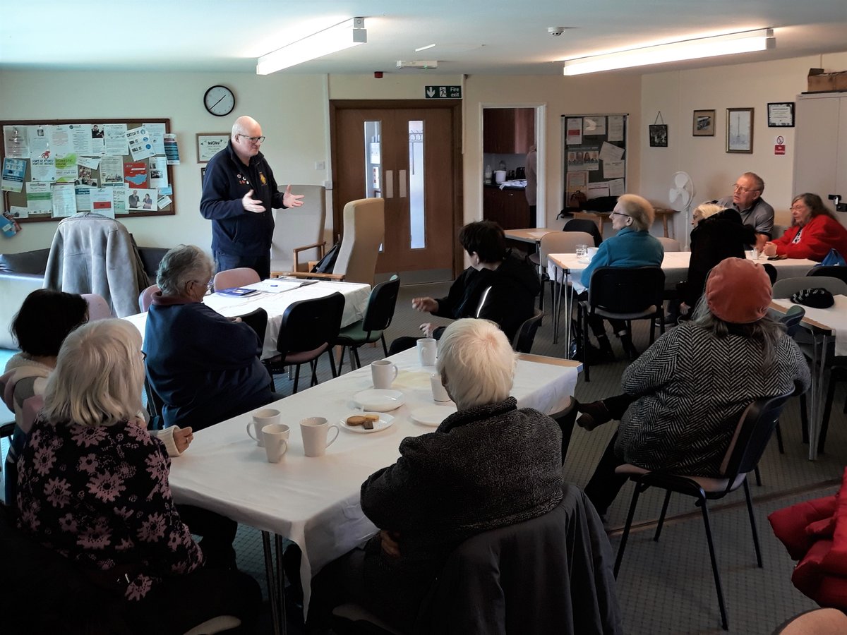 At Warm Woolly Wednesday today, Ray Dickinson of 
<a href="/PoppyLegion/">Royal British Legion</a> joined us to talk about the various types of support available for veterans &amp; their families
Find out more britishlegion.org.uk/get-support/fi…
Or call their team between 8am-8pm, 7 days a week on 0808 802 8080
#costoflivingcrises