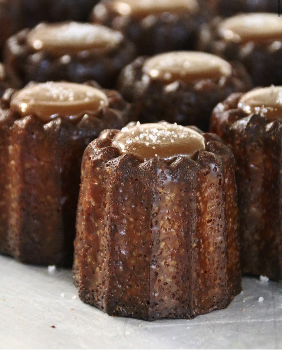 Salted caramel canelés, as far as the eye can see…