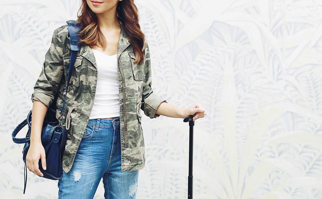 anicanino's tweet photo. travel with kath โ๏ธ
#TB #SomethingIsPink https://t.co/Pl5mU5ySYV