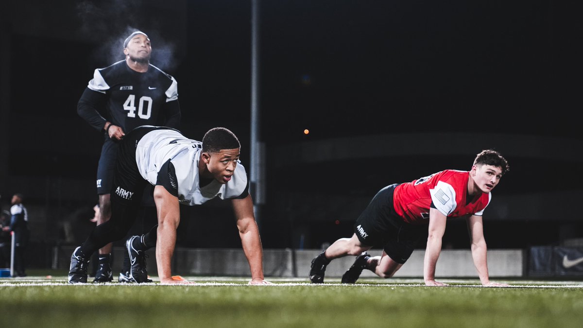 Army Football tweet media