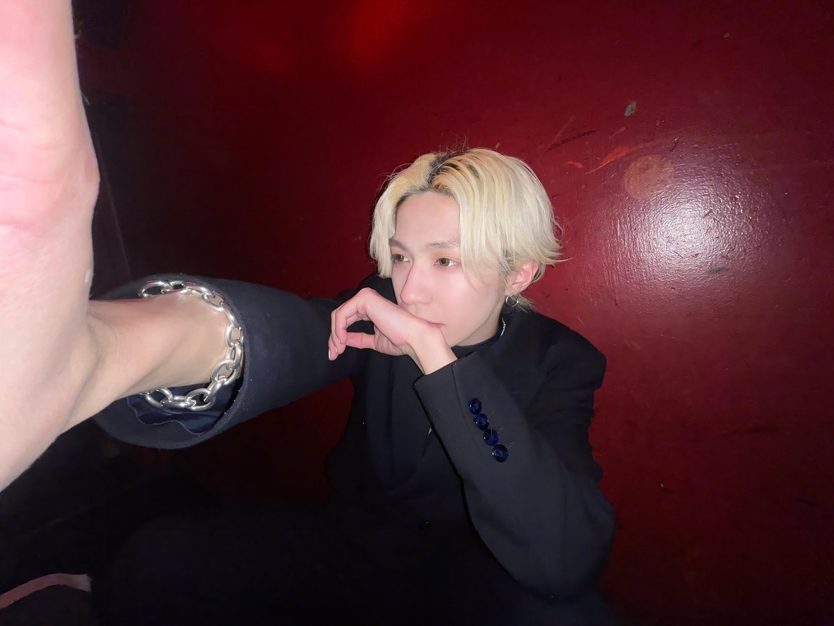 _HRKNRS_'s tweet photo. "monkey party"
THANK YOU VERY MUCH!!
RAiKI君ソロ曲に連続カバー曲と盛り沢山LIVEで一体感がたまらなく好きでした!!
みんなと作る、あの空気いいなあ。
ここでのRAiKI君誕生日おめでとうは当日にしておくとしよう。笑
今日も沢山感謝感激☺︎✌︎
明日はリリイベ何卒です🥴❤️🔥
#FLS_7 #HARKEY https://t.co/ni9egTXSLH