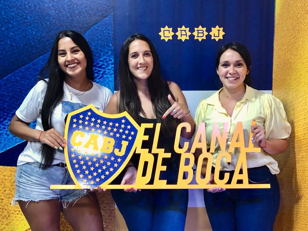 Camixansaldo's tweet photo. ¡Volvimos! @ElCanaldeBoca inauguró su segunda temporada y #Xeneizes salió a la cancha con más historias para contar sobre las personas que hacen grande a la institución.

🎬Nos encuentran los martes desde las 19.30 en todas las plataformas oficiales de @BocaJrsOficial https://t.co/YV0lDagKOk