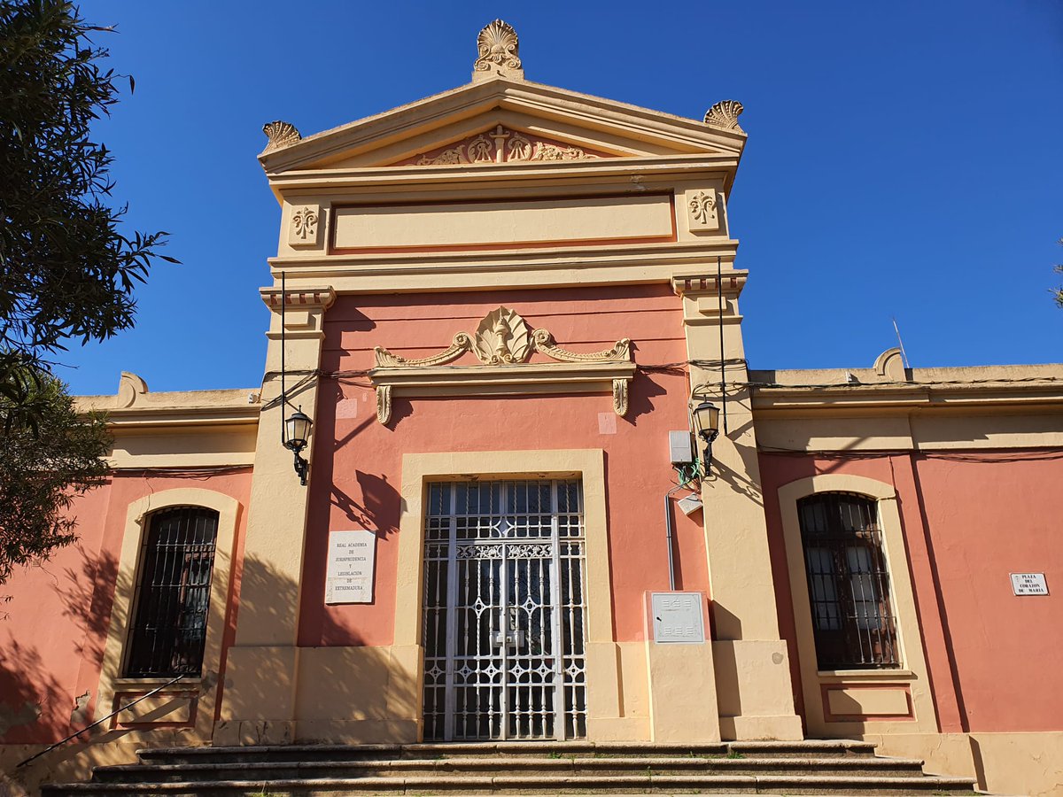 AlcaldiaAlm's tweet photo. 🎷🏫La Junta de Gobierno Local celebrada esta semana ha aprobado el proyecto de obra para la rehabilitación del antiguo Palacio de Justicia, acondicionando sus espacios interiores para albergar la Escuela Municipal de Música y para otros usos culturales
🔗https://t.co/lZW4kJ4Ucw https://t.co/DfTrE0Ced3