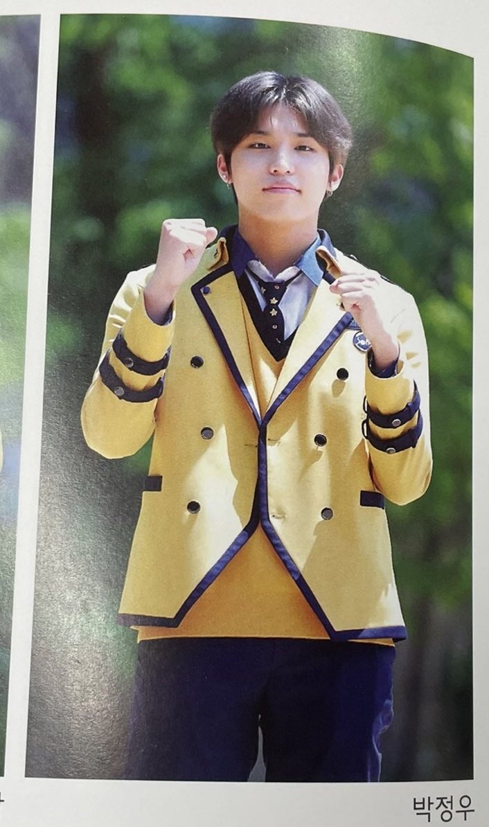 SAH1SL4Y's tweet photo. a little bit late but happy graduation jeongwoo ❤️❤️

OUR SOPASTAR JEONGWOO
#HappyGradWOOation
#트메모두_정우의_졸업축하해
 #박정우 #PARKJEONGWOO
@treasuremembers https://t.co/lFhHAJvcaJ