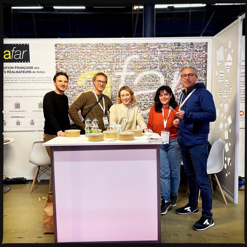 AFARfiction's tweet photo. Les membres de l’AFAR sur notre stand  au @_parisimages Production Forum #PIPF23 https://t.co/mooR3dtA38