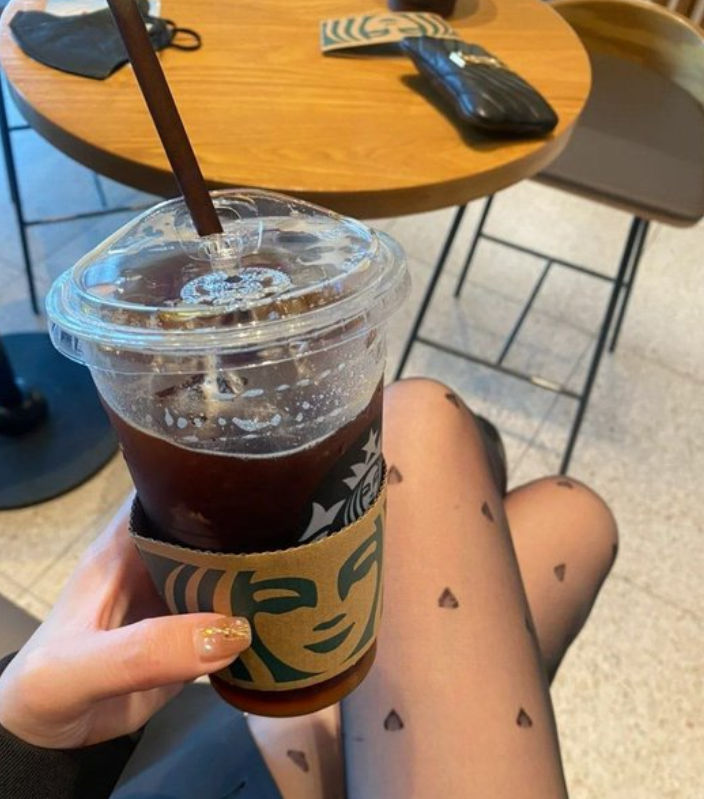 InaMurr95129003's tweet photo. Life is like a cup of Americano coffee, although it is a little bitter but it can make people unforgettable. https://t.co/RPwNzZ0enb