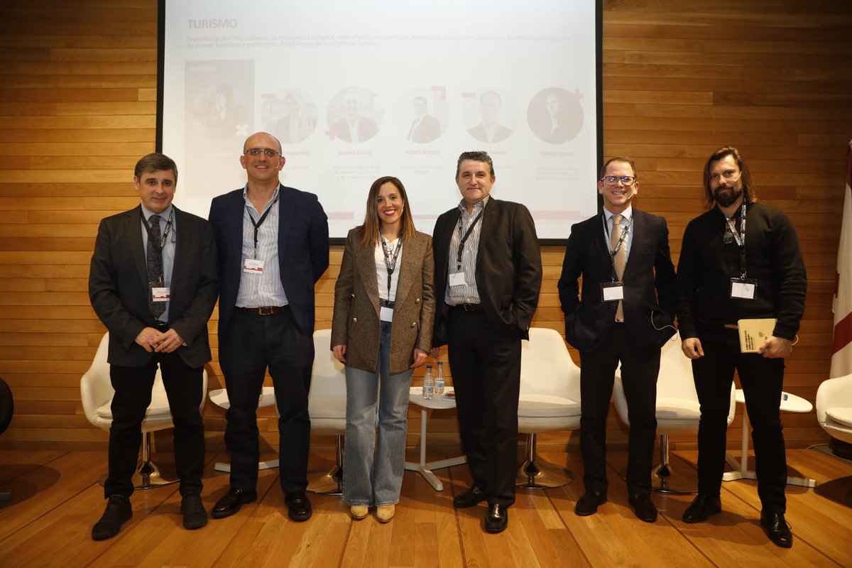 Universidad Internacional de La Rioja (UNIR) tweet media