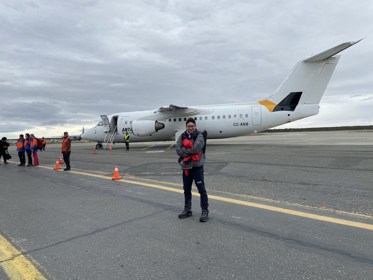 Lilia_naMunoz's tweet photo. Heading to #Antarctica ✈️. Looking forward to find exciting findings for our project @inach_gob #TROY. 🐚🦠🔬🧬@MacroalgasUACh @uachpm @Ext_UACh_PMontt @pmuruaandrade @SedeUACh https://t.co/T2tkr7Zeex