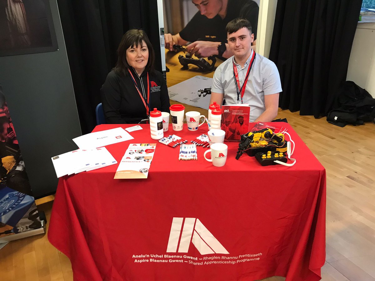 Aspire @coleggwent Ebbwvale campus today for the Discover Apprenticeship Day joined by @PCI_Social Aspire Apprentice Thomas Griffiths @BlaenauGwentCBC @lanetara4