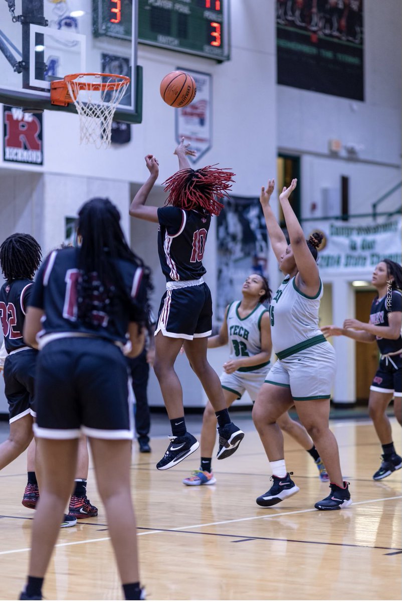 Congratulations to our own Lily Mckeller for making FIRST TEAM ALL-CITY 2x in a row‼️❤️