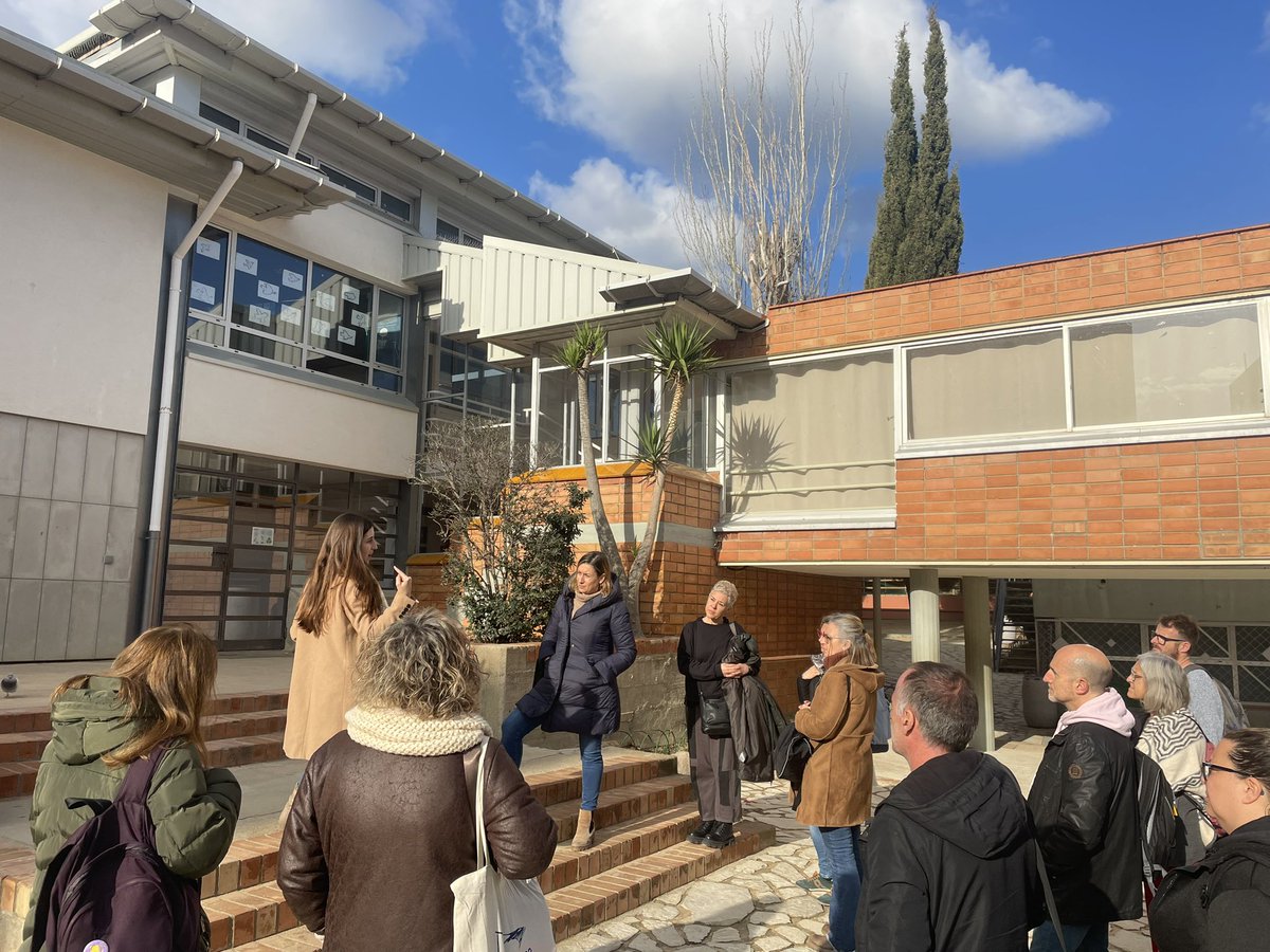 FTrams's tweet photo. Trobada de caps de Primària de les escoles associades a @FTrams, a l’@escolagem de Mataró, compartint experiències i projectes innovadors sobre el treball per projectes, la avaluació competencial, la co-docència i l’educació emocional. Seguim creant xarxa. https://t.co/ObdHbpPCQ6
