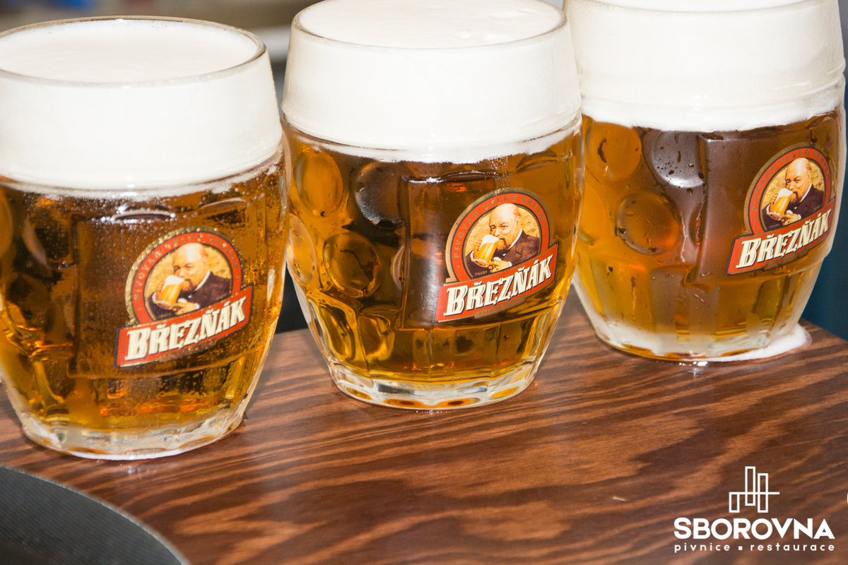 SborovnaPub's tweet photo. Březňák 12° nepaster pivo z Velkého Března @SborovnaPub #czechbeer #brno #pub #ceskepivo #březňák #pivovar #brnonightlife #goodvibes #beer #draftbeer #sborovnapub https://t.co/RjAjyoMcMH