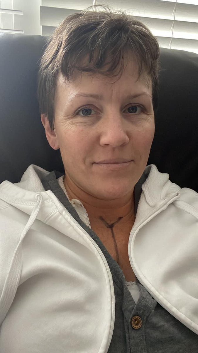 Jamie Jarosik tweet media