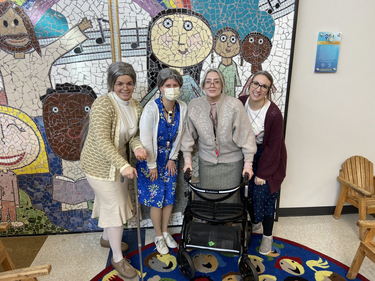 MWISchool's tweet photo. Happy 100th Day of School! #ECSD #ecsdfaithinspires #yeg #yegmom #yegschools https://t.co/fHf4X4gHIR