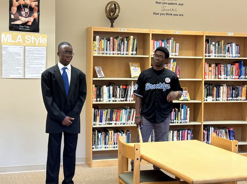 LHSJournalism's tweet photo. Linganore students came together today to showcase Black history with a “Blacks in Wax” museum! These students informed others on important figures in Black history. Some of these figures included Angela Davis, John Lewis, and Malcolm X. https://t.co/TwAkYVOJbW