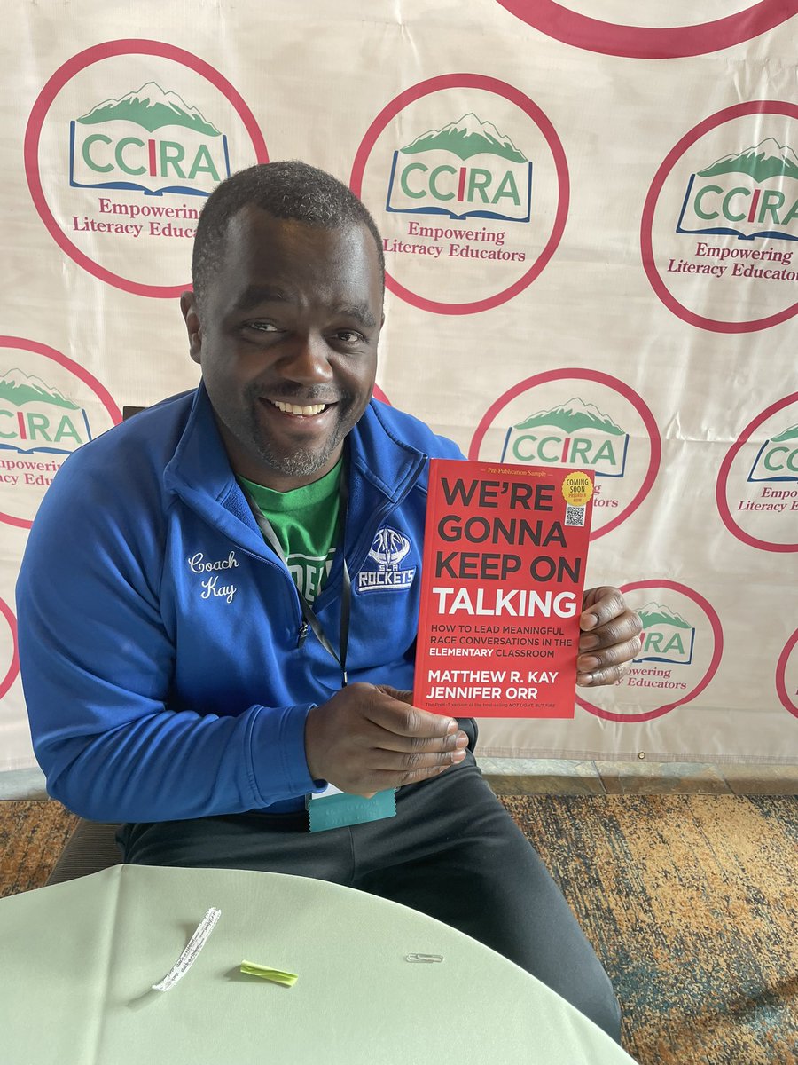 Ahhhhhhh <a href="/jenorr/">Jennifer Orr</a> I held it in my hand!!!! 🥰🥰🥰