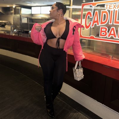 Juicylemonade21's tweet photo. #NewProfilePic https://t.co/533ecgBA6j