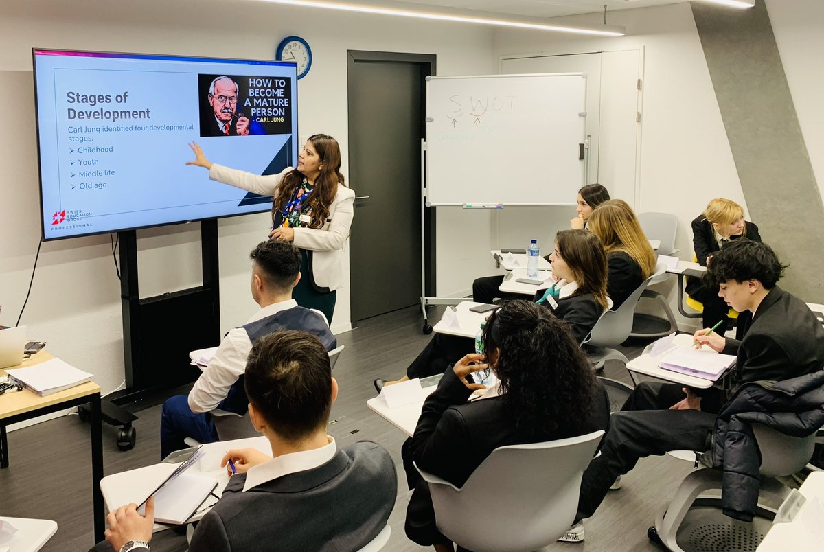 ruby_bakshi's tweet image. Dr Ruby conducted highly engaging session on Personality Development for enthusiastic students from Malmö Borgarskola  #Sweden at Hotel Institute Montreux  #switzerland 
#kahootprofessor
#rubybakshikhurdi #jung #personality