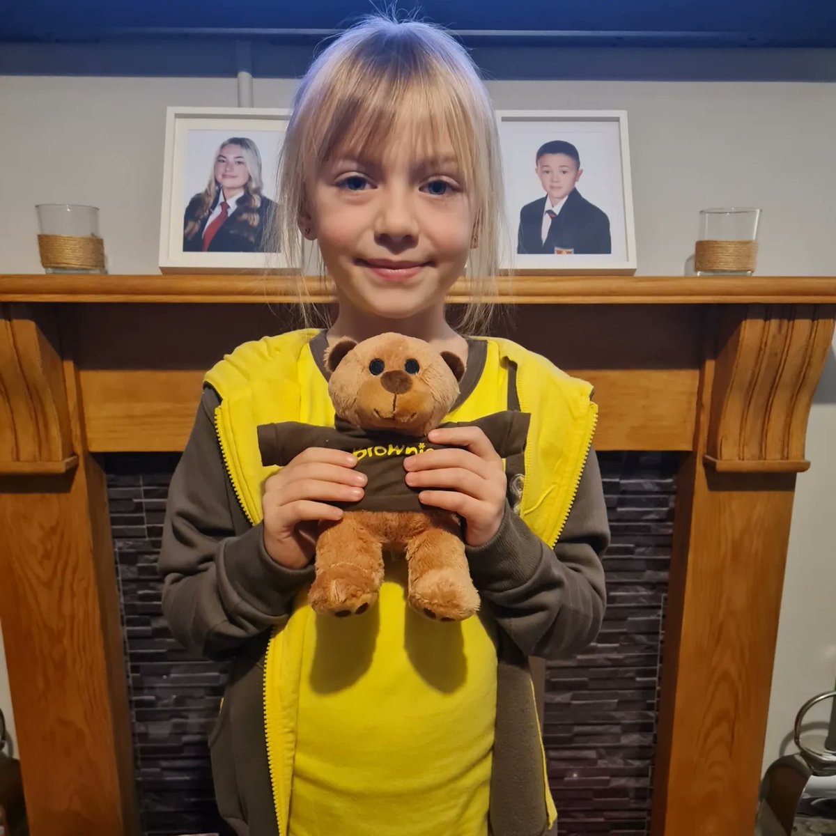 lbubb27's tweet image. All ready for First Night at Brownies 🤎 💛 🤎