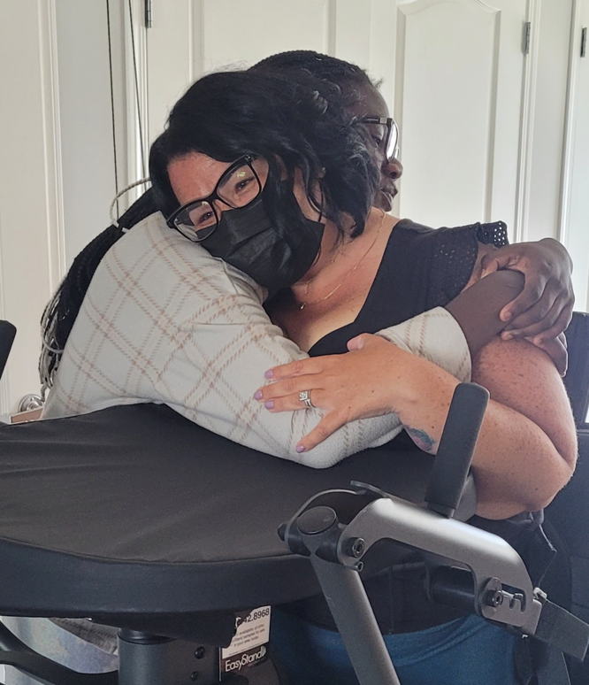 MD_Canada's tweet photo. "I have #SpinalMuscularAtrophy and I lost the ability to walk and stand independently at the age of 12. Never in my wildest dreams would I ever think that I would stand again, but thanks to @MD_Canada, I was able to purchase a #StandingFrame." - Desiree Parisien https://t.co/vWqRlBIssH