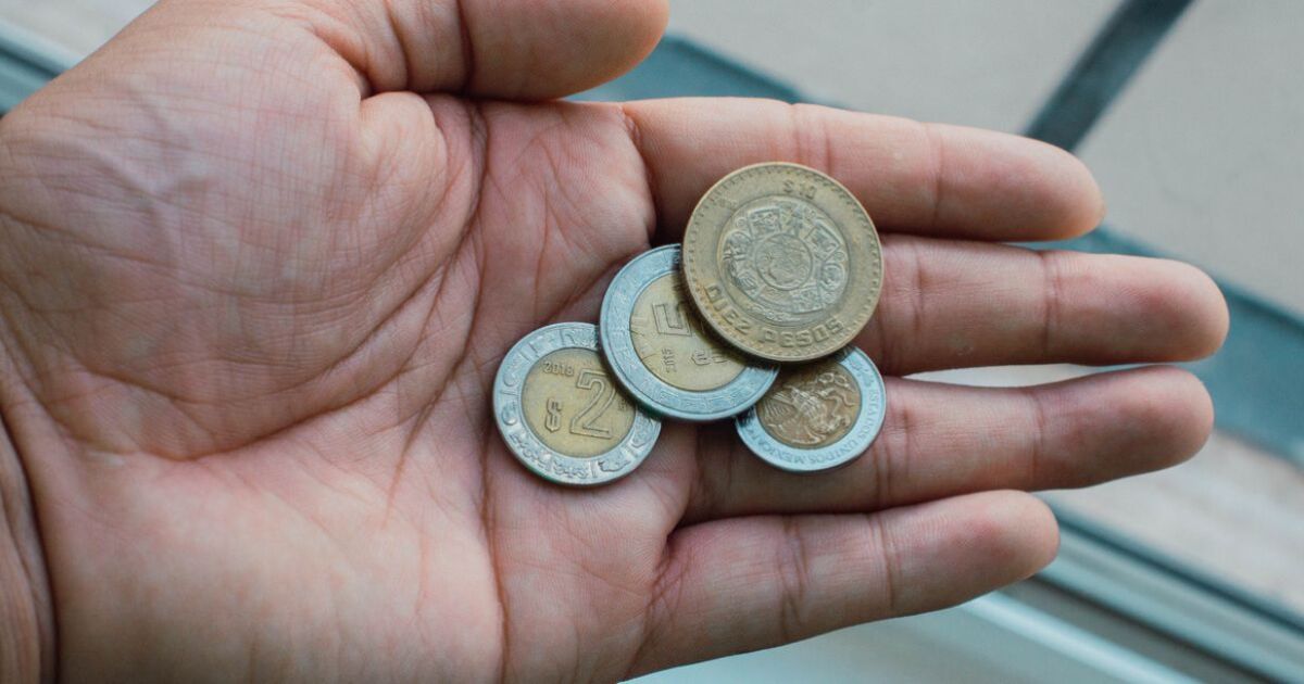 RevMasNegocios's tweet photo. FOVISSSTE prevé otorgar créditos hipotecarios en pesos https://t.co/GBxEqXLBx3 https://t.co/N5rFe3MzyP
