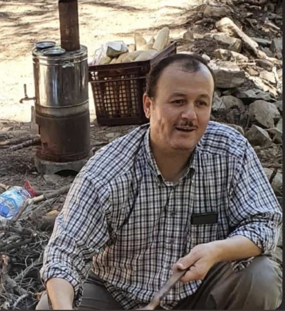 fvuran63's tweet photo. 30 yıllık dava kardeşim, 
içi dışı bir 25 yıl Kur’an’a ve imana hayatını vakf eden sevgili Ahmet Kır kardeşim Kahramanmaraş’ta depremde ailesi ile beraber şüheda hayatına nail olmuş.
Rabbim rahmet eylesin, mekanı cennet olsun inşallah. https://t.co/apzjSH1Y1M