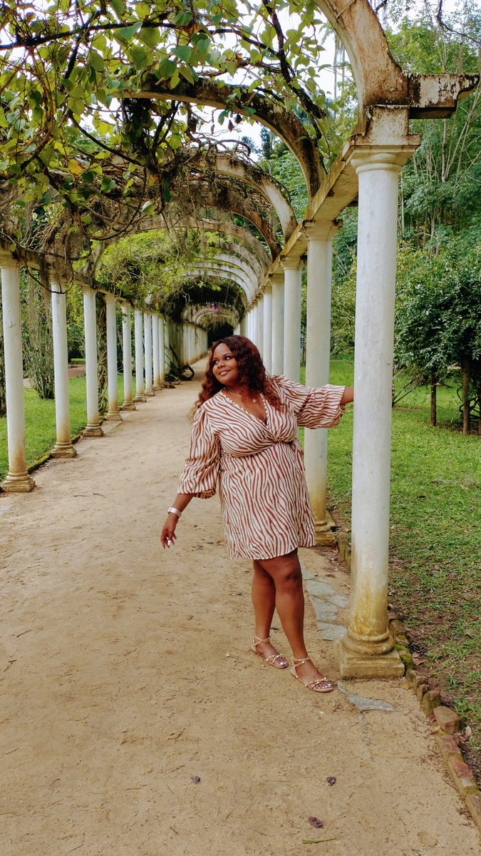 traveller_xp's tweet photo. Live the exuberant nature of Rio de Janeiro, watching local flora and fauna closely at selected spots in the city. https://t.co/HDBNxXupBu https://t.co/aylhwiPL2b