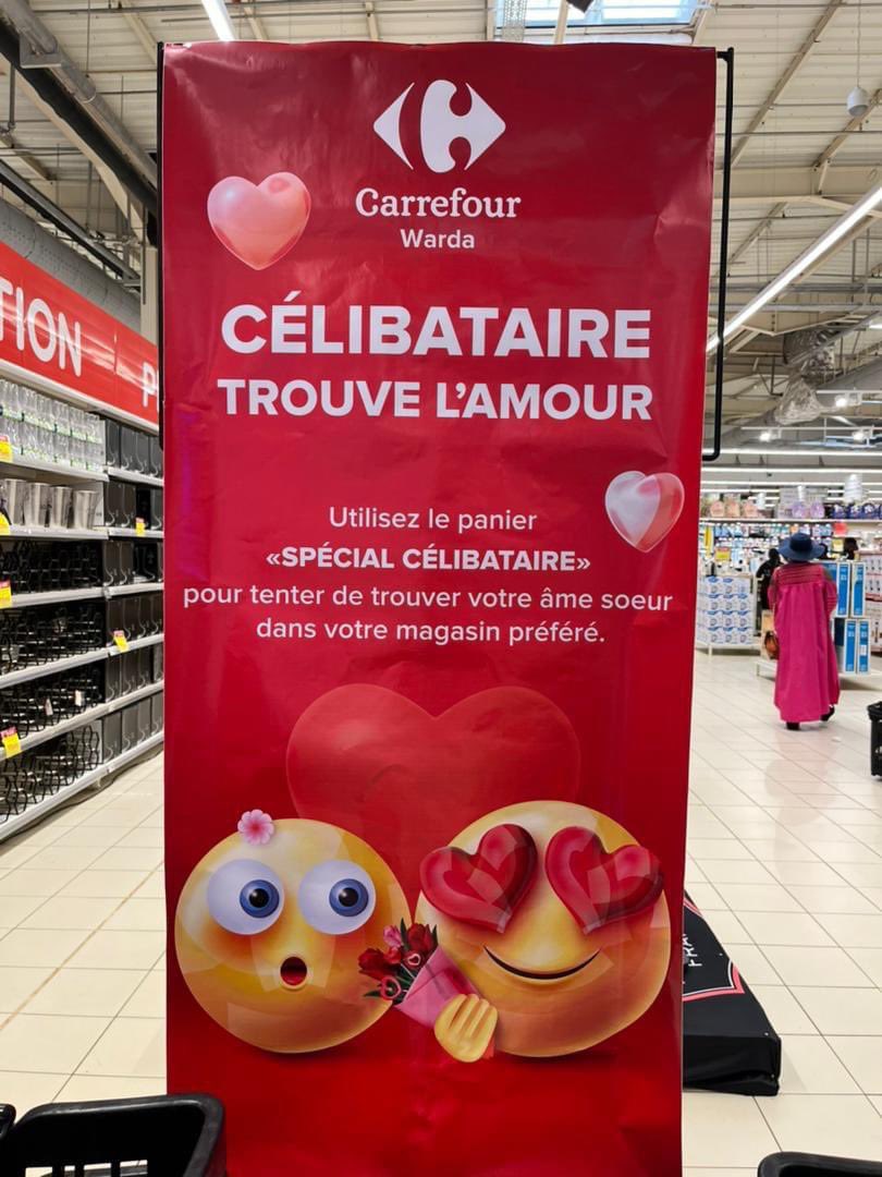 DFodop's tweet photo. Pendant ce temps à Carrefour Warda 
🤔 https://t.co/XQoIsKDy54