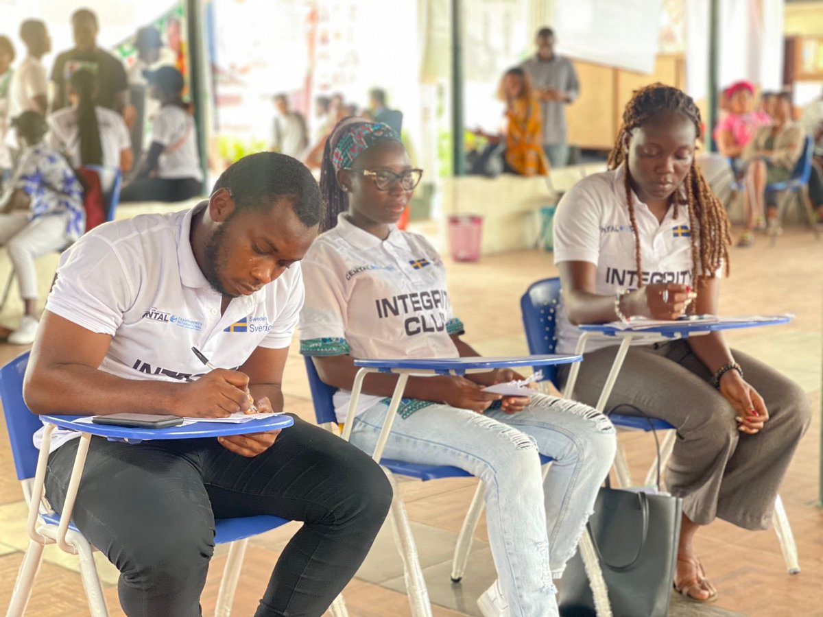 centalti's tweet photo. Young people are active players in any democratic society. They must be given proper education to play their democratic roles, especially during election time.
Through the Integrity Club, the narratives are changing!
#integrityclubs
#sida #cental https://t.co/DHHbfiDCB9