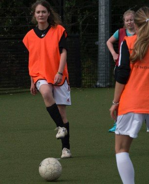 AdwickF's tweet photo. Ladies come along to the Women’s Recreational Football , come along on Thursday’s 7pm at Adwick Leisure Centre, meet like-minded ladies for some fun packed football sessions, Health and Well-Being is important so why not give it a go, we are sure you won’t be disappointed. https://t.co/bLaL7PXXbc
