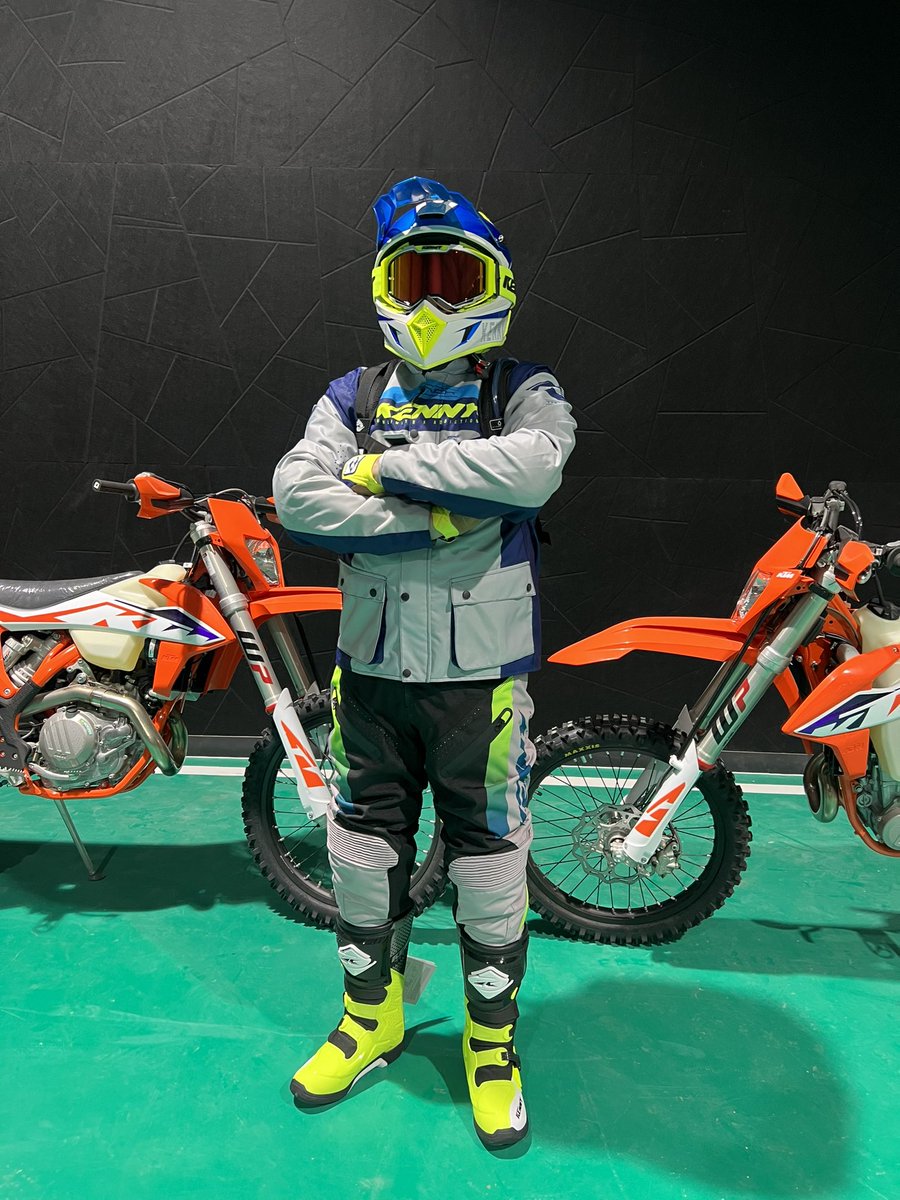 steppeoffroad_'s tweet photo. #kenny 🇫🇷 https://t.co/oIU7pyabLY