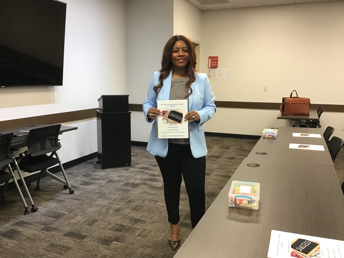SISD_Transform's tweet photo. Dr. Harris and Dr. Lewis preparing to facilitate a great learning session for the assistant principals--Sharpening the Observation Feedback Protocol: See It, Name It, Do It.✔️#APCore #WeBelieveInSpring #TogetherWeWill #LearningOutcomes @LaTracyHarris @moniqueslewis https://t.co/8mhQ8PJzuw