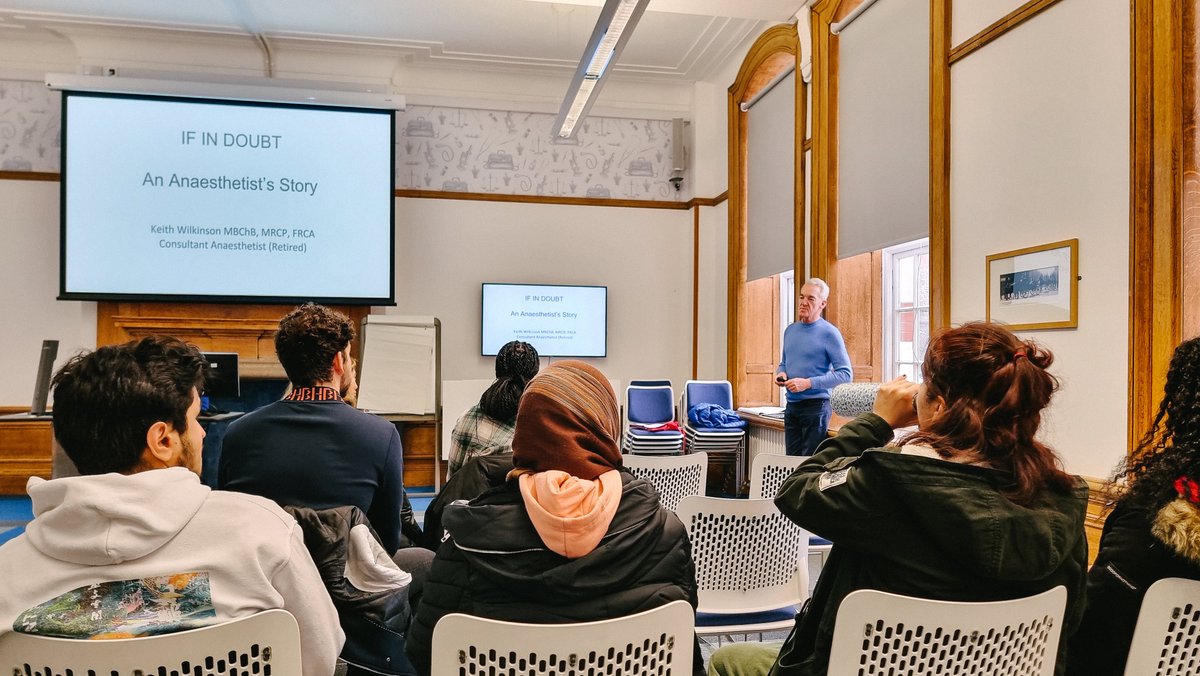 LivUniMedicine's tweet photo. 👨‍🏫 Yesterday we welcomed 1982 leaver Keith Wilkinson back to campus to speak on his career as a consultant anaesthetist. 

✍Keith, who has recently published his memoir "If In Doubt", shared experiences from his working life, before taking a Q&amp;A from students. https://t.co/cOA8iFrZsm