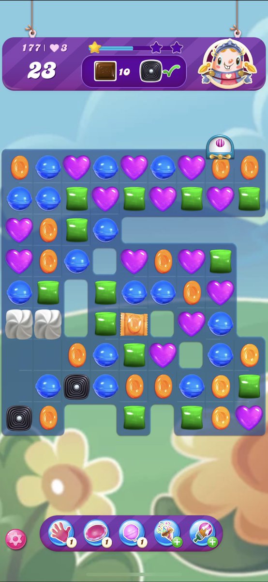 UnknownRoommat1's tweet photo. @CandyCrushSaga @CandyCrushSoda  @CandyCrushJelly  hey! I have complete all the aims on this level, but It says that I missing chocolates. What can I do? https://t.co/fC06SElCof