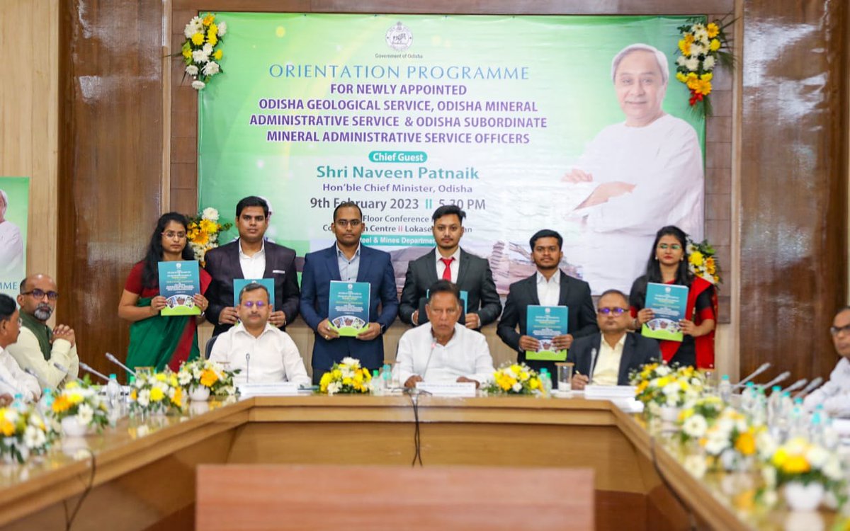 The new recruits belong to #Odisha Mineral Administrative Service, Odisha Geological Service & Odisha Subordinate Mineral Administrative Service. CM said that through initiatives like #5T & #MoSarkar, Govt is working dedicatedly to provide better services to people.