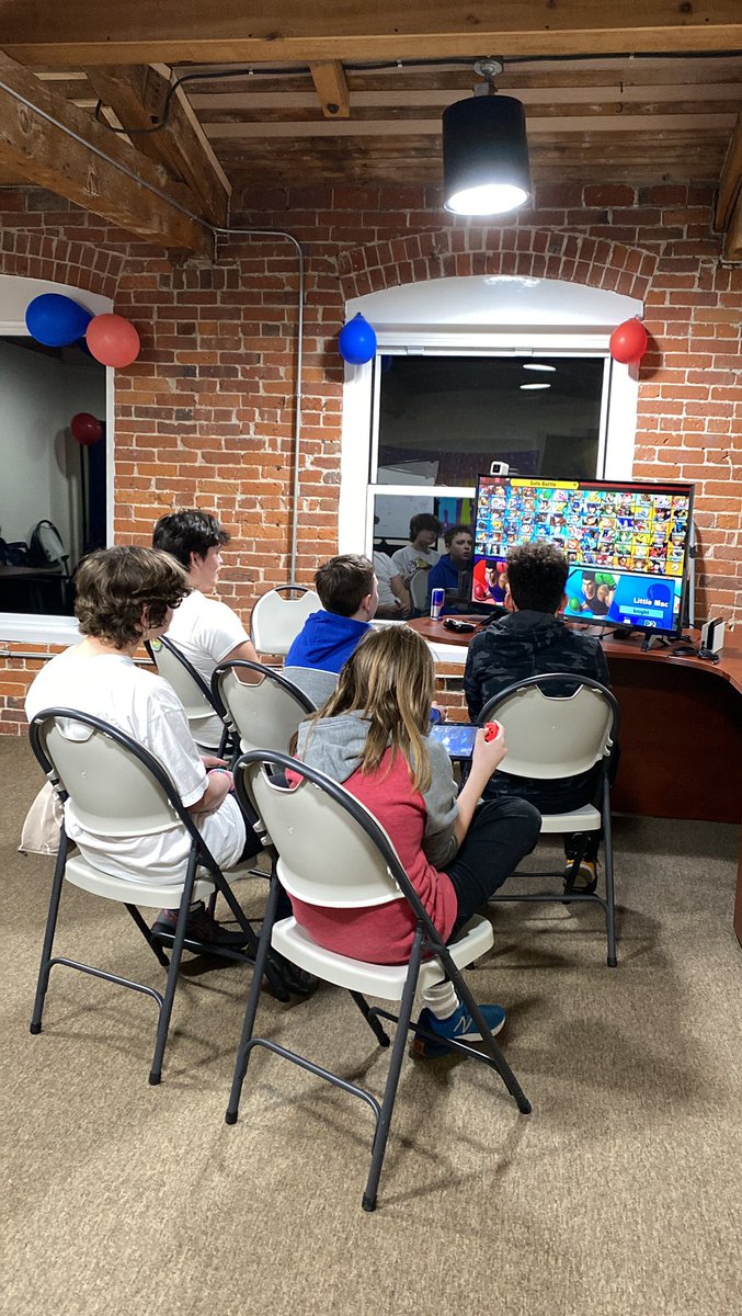 AffinityEsprtGG's tweet photo. Weekly Round Up is here. Things are heating up 🔥! #ctesports #connecticutesports #ctgamers #esports #gaming #connecticut #ct #newtownct #bethelct #brookfieldct #monroect #trumbullct #southburyct #youthesports #esportsedu #recreation #parksandrec #parksandrecreation https://t.co/GV9AgmbMfW