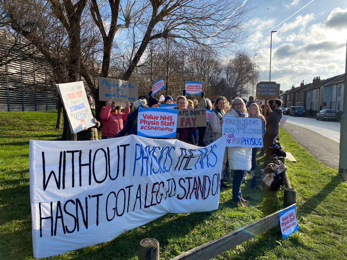 AstieBolton's tweet photo. Great to see so many physios out there today standing up for our profession, for the NHS and for everyone in the public sector who deserves fair pay.

Thanks to everyone that lent their support outside Gloucester Royal!

#CSP4FairPay

CC @RichardGrahamUK @Siobhan_Baillie https://t.co/UL9t7yGBTm