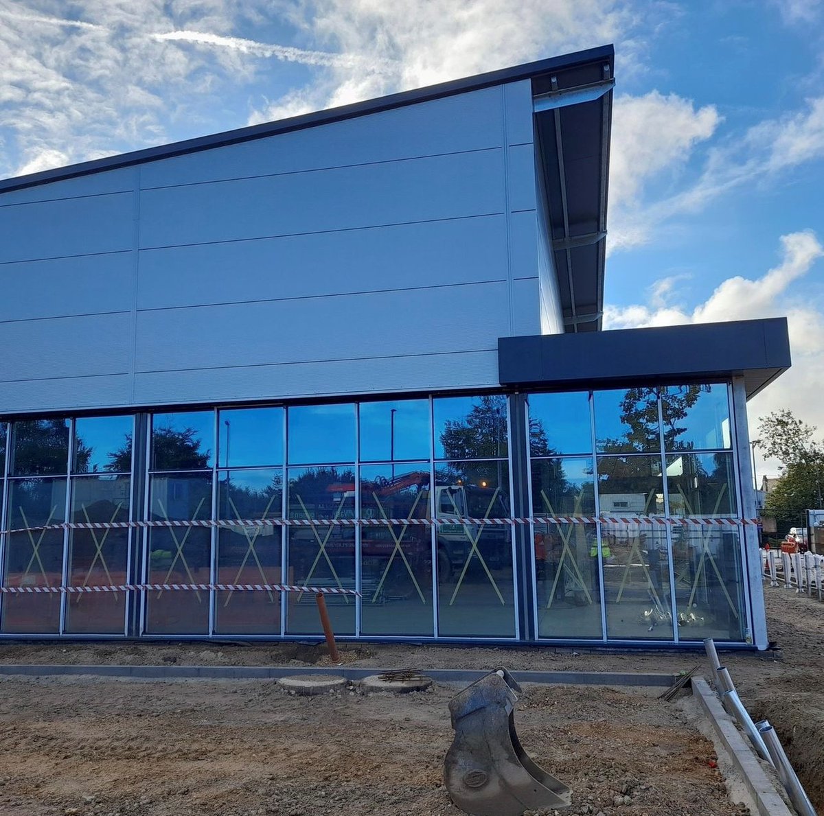 Fifth_Elevation's tweet photo. New ALDI Store

Progress at one our sites in Millbrook, Southampton 🙌 https://t.co/jVsSiHjFGv