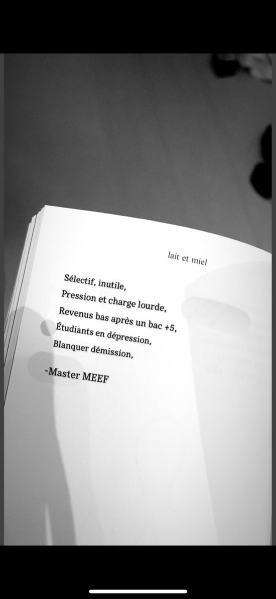 HatingOnMEEF's tweet photo. Toujours tristement vrai. 
2023 et les étudiants de Master MEEF sont toujours en dépression et au bord du BURN-OUT à cause de ce master INFERNAL. 
Blanquer n’est plus là (et ne manque à PERSONNE) mais @PapNdiaye et @sretailleau ne font RIEN et refusent de nous écouter. https://t.co/nnZRc67NLY