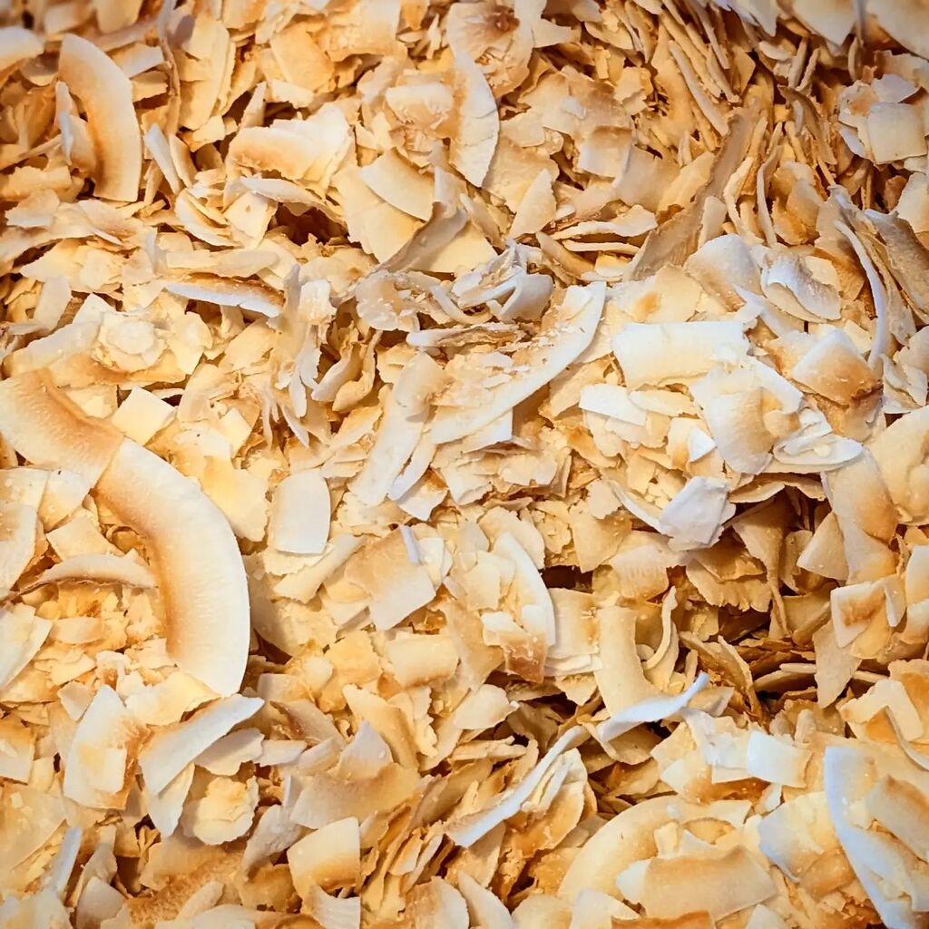 DistantWhistle's tweet photo. Having some fun with toasted coconut in the brewhouse today! This mystery brew will be on tap mid-March!

#distantwhistlebrew #mibrew #mysterybrew #coconut https://t.co/gUZn4eBXCi