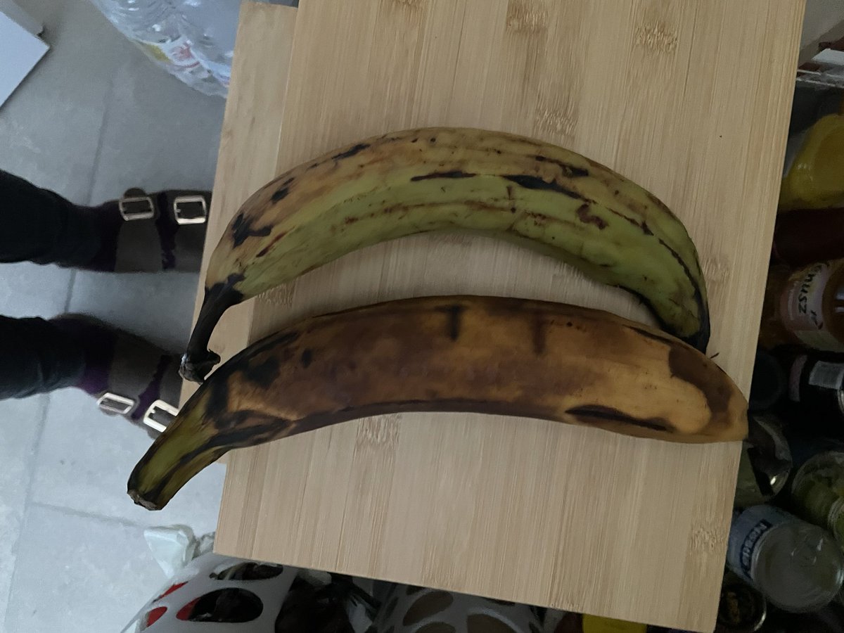 betituits's tweet photo. Compré estos plátanos en DICIEMBRE. 🫠 https://t.co/gBvQmISHg6
