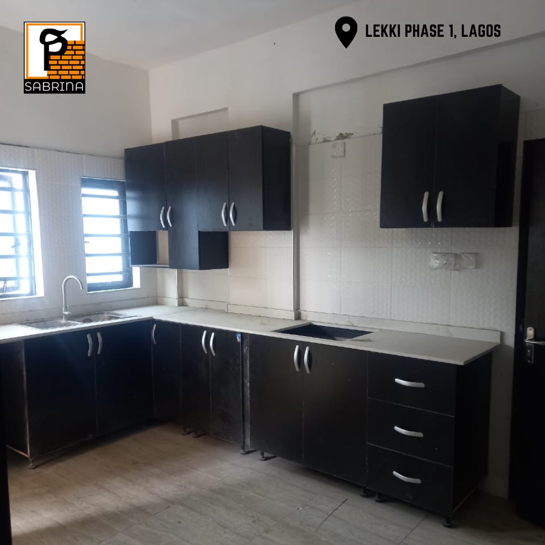sabrinaproperty's tweet photo. Newly built 3 Bedroom Apartments in serene environment, with all ensuite rooms.

📍Lekki Phase 1, Lagos. 
🏷 NGN 85M.

For more information please contact 08053696307, 08053696309

#Listing #Lagos #LekkiPhase1 
#LagosRealestate #NigeriaRealEstate
#RealestateNg #HouseForSale https://t.co/pmq5fo9SJA