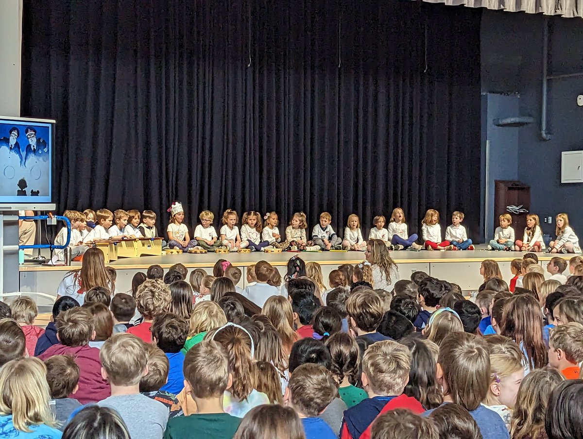 Mrs. Herr tweet media