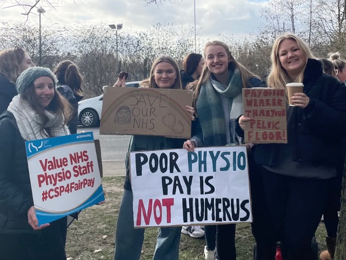 dani_physio's tweet photo. #csp4fairpay #SaveOurNHS #physiotherapists https://t.co/f7lfLBadCj