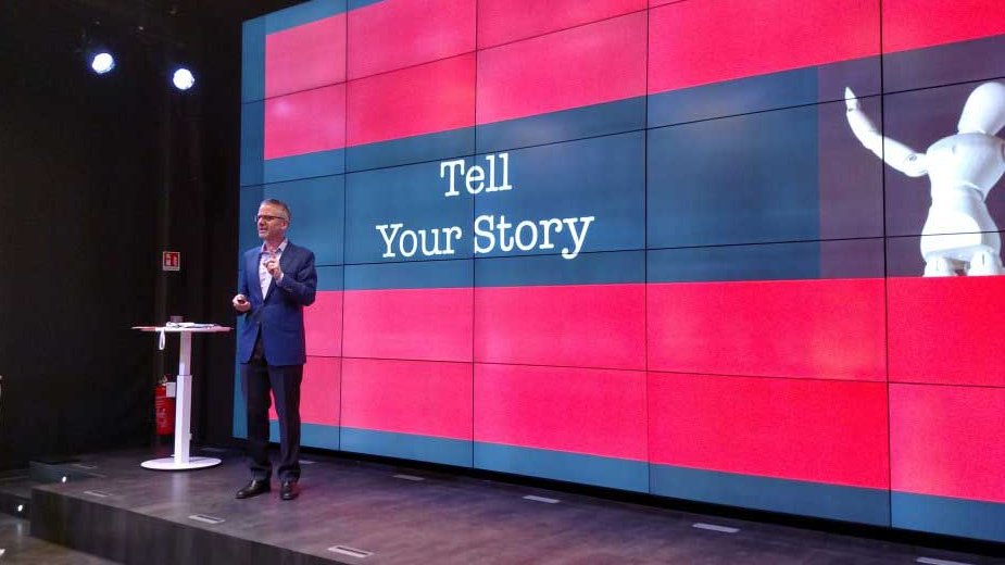 Burrelles tweet media